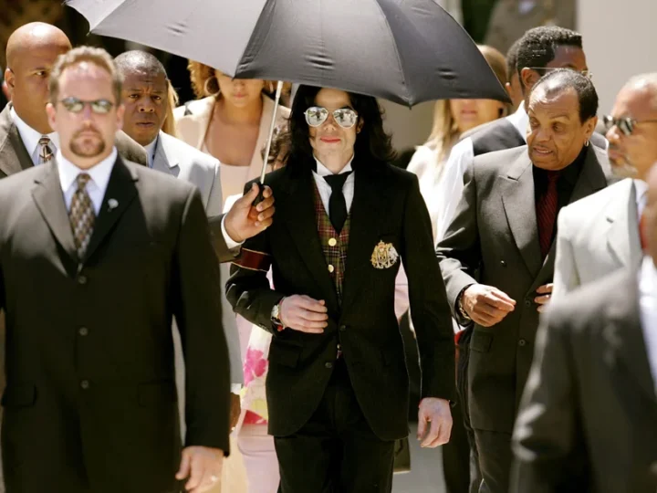Michael Jackson: veja fotos históricas do julgamento revisitado em documentário